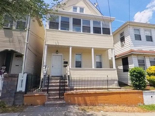 House for sale in Passaic, New Jersey