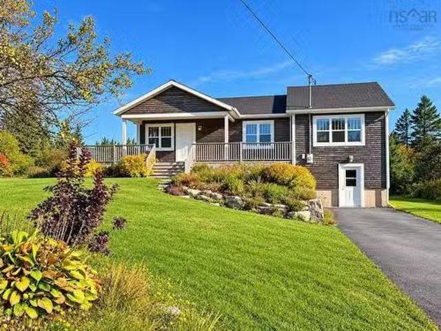 House for sale in Eagle Head, Queens County