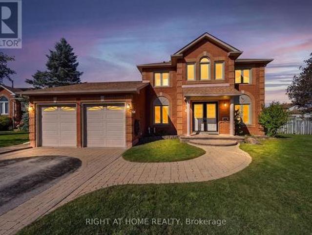 House for sale in Angus, Essa