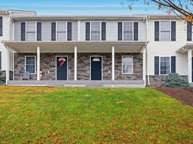 Townhouse for sale in Virginia