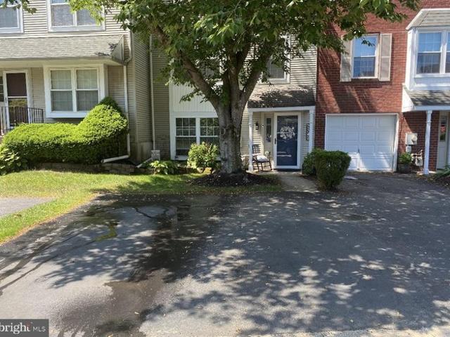 Townhouse for sale in Delco, Pennsylvania