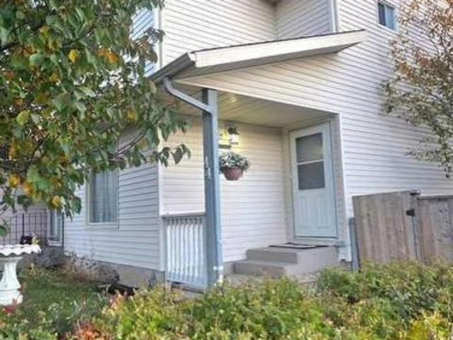 House for sale in Falconridge, Calgary