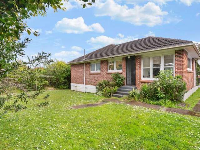 House for sale in Saint Johns, Ōrākei