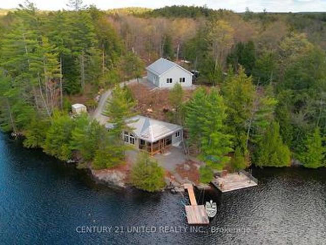 House for sale in Ontario
