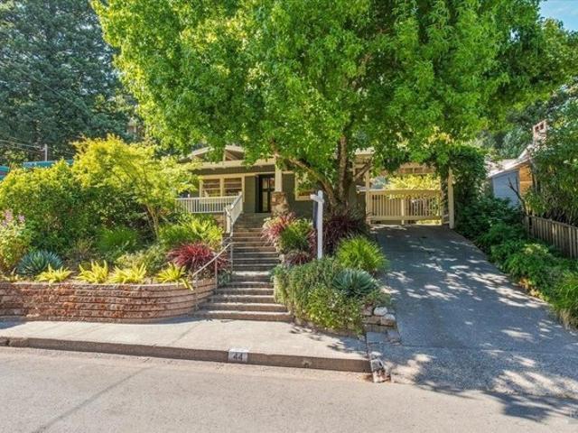 House for sale in Greenbrae, California