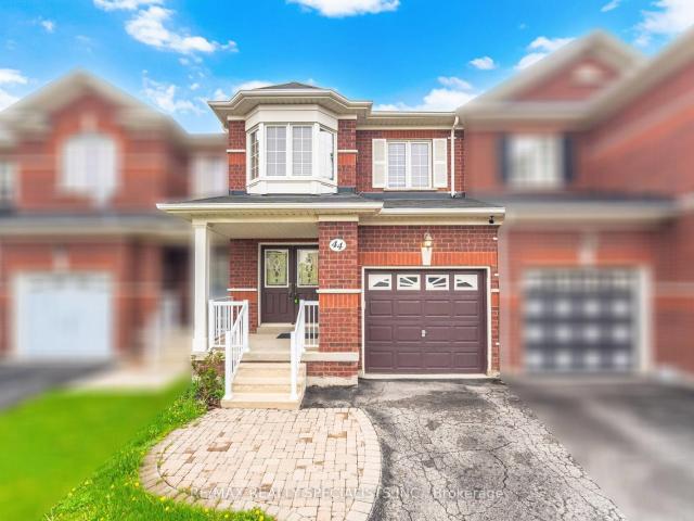 Townhouse for sale in Woburn, Ontario