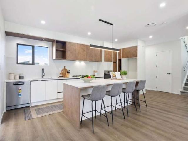 House for sale in Karaka, Franklin