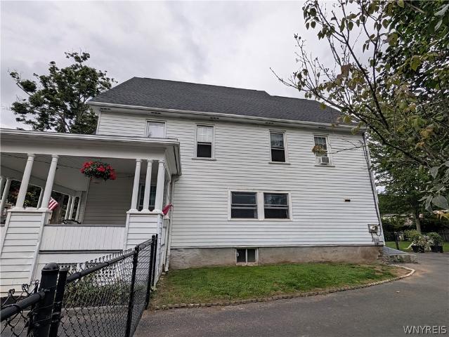 House for sale in Silver Springs, New York