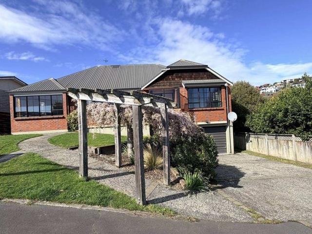 House for rent in Otakou