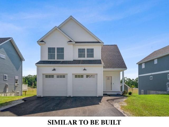 Condo for sale in Cumberland Center, Maine