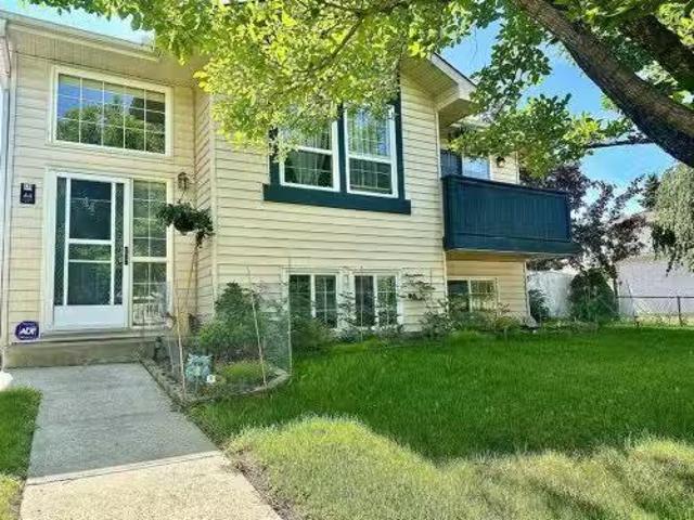 House for sale in Whitecourt, Alberta