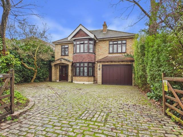 House for rent in Upminster, Greater London