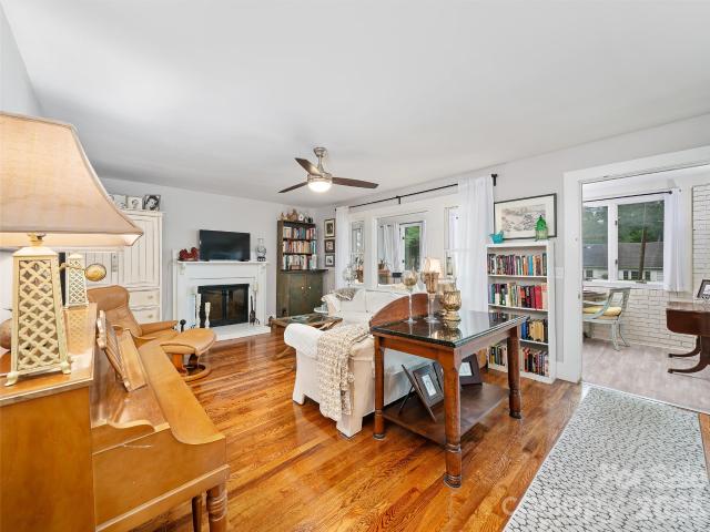 House for sale in Spruce Pine, North Carolina