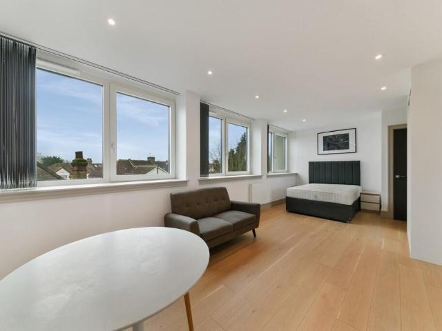 Apartment for rent in London Borough of Barnet, Greater London