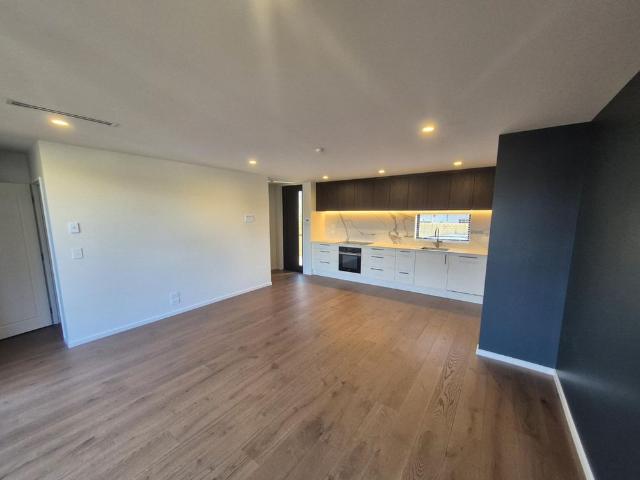 Townhouse for rent in Heathcote, Canterbury