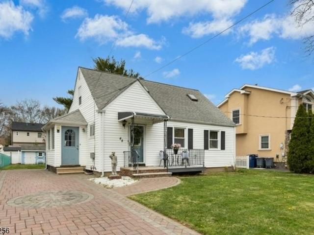 House for sale in Clark, New Jersey