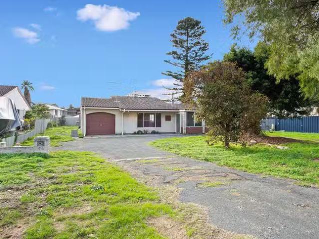House for rent in Parklands, Western Australia