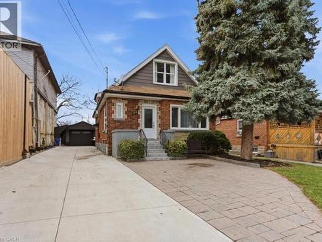 Property for sale in Ancaster, Ontario