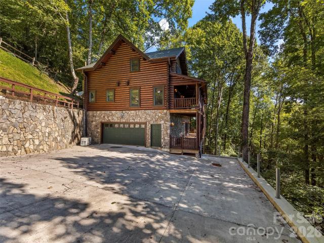 House for sale in Maggie Valley, Haywood County