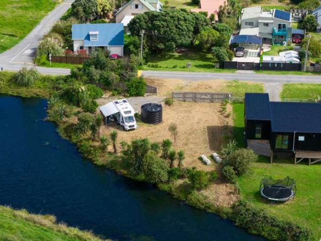 Land for sale in Otaki Beach, Wellington