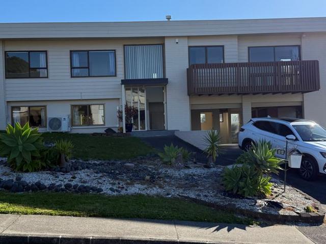 House for rent in Sunnynook, Devonport-Takapuna