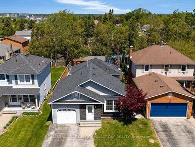 House for sale in Barrie, Central Ontario