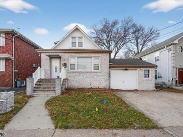 House for sale in Passaic, New Jersey