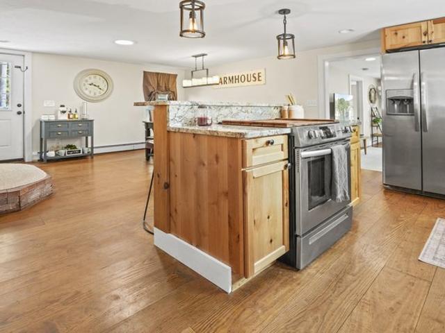 House for sale in East Brimfield, Brimfield