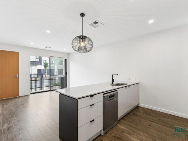 Townhouse for rent in Horseshoe Creek, South Australia