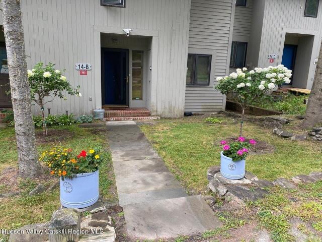 Townhouse for sale in Ashland, New York