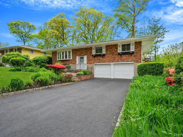 House for sale in Smithtown, New York