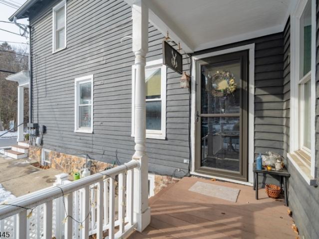 House for sale in Califon, New Jersey