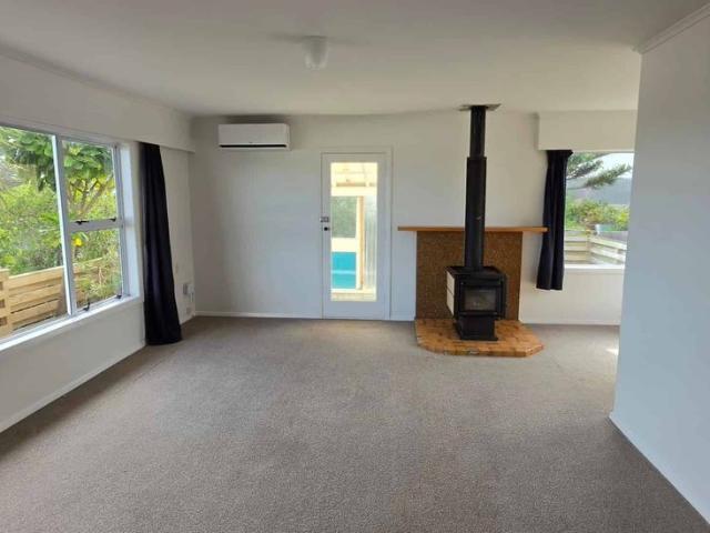 House for rent in Otaki Beach, Wellington