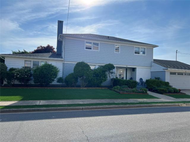 Property for rent in Nassau, New York