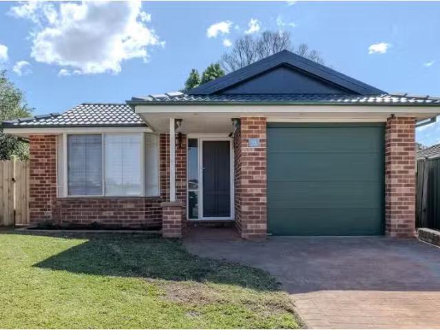 House for rent in Glenmore Park, Sydney