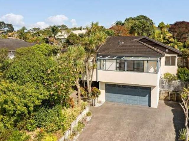 House for sale in Whangaparaoa