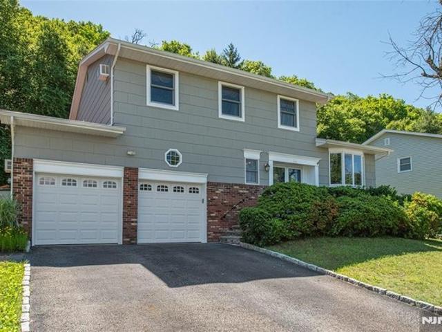 House for sale in Passaic, New Jersey