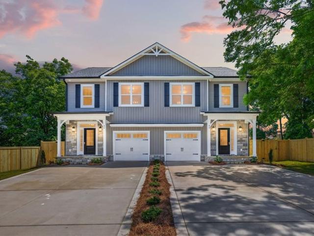 Townhouse for sale in Coats, North Carolina