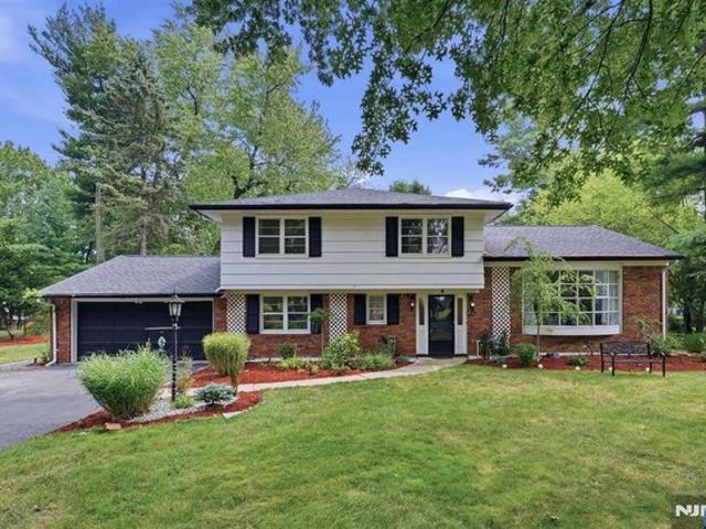 House for sale in Tenafly, New Jersey