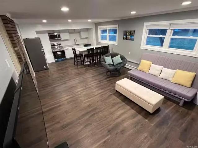 House for rent in Long Island City