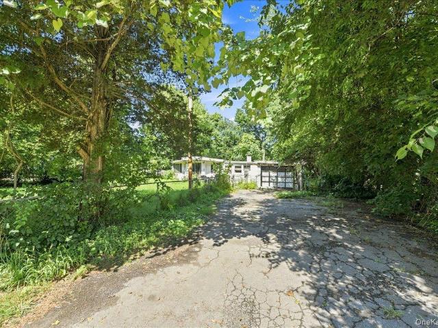 House for sale in Lomala, Town of East Fishkill