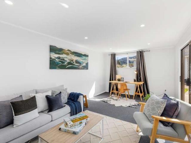 House for sale in Pauatahanui, Wellington