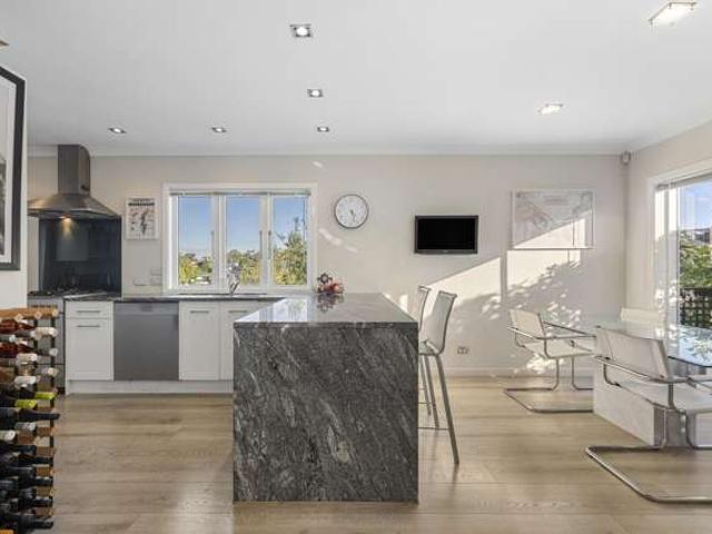 House for sale in Castor Bay