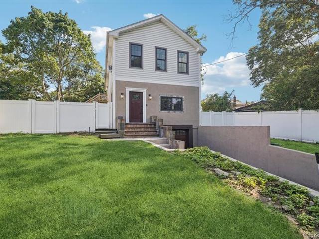 House for sale in Centereach, New York