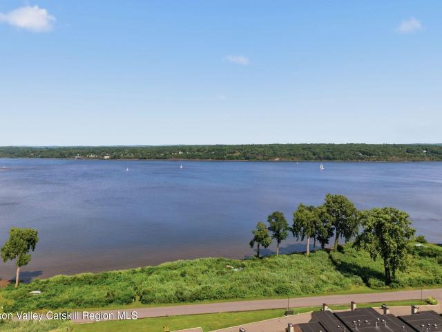 Condo for sale in Connelly, New York