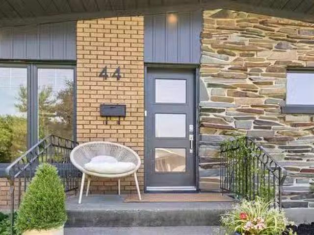 House for sale in Roussillon, Quebec