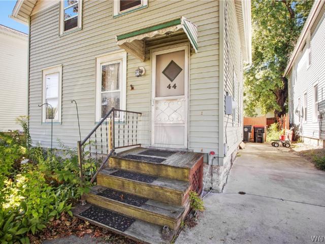 House for sale in Bowmansville, New York