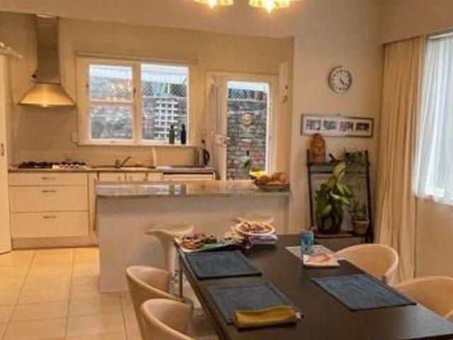 House for rent in Ōwhiro Bay, Wellington