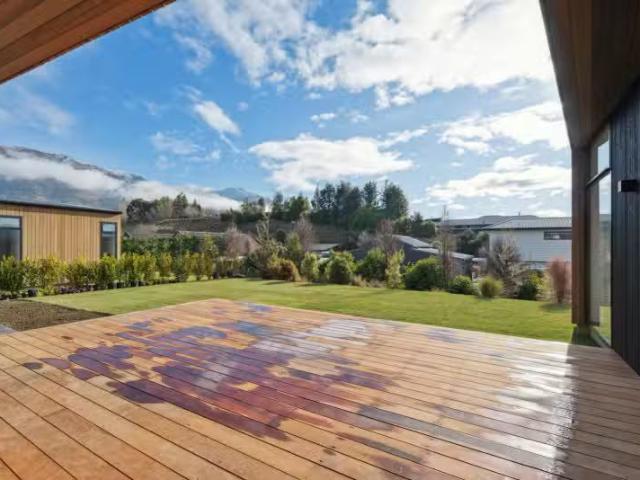 House for sale in Otakou