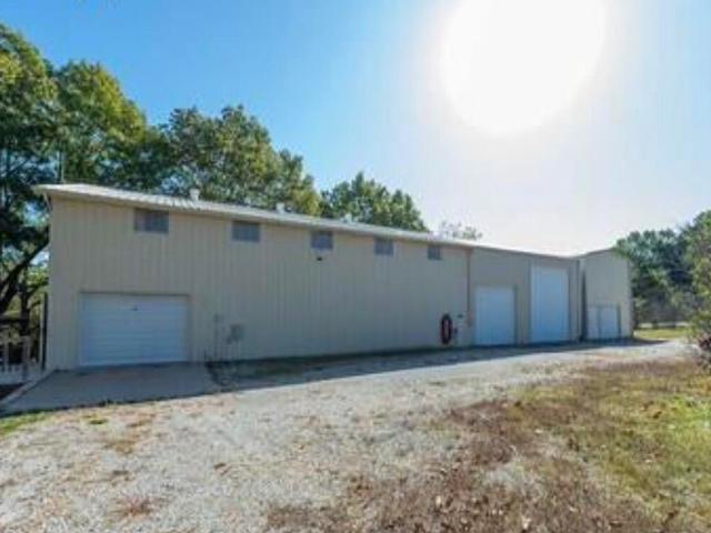 House for sale in Blue Eye, MO, Stone County